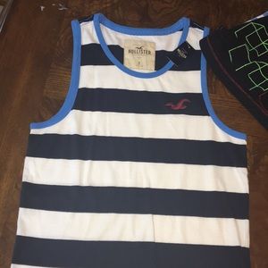 Hollister muscle tee